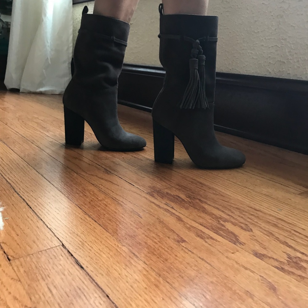 Chocolate brown suede ankle boots with tassel